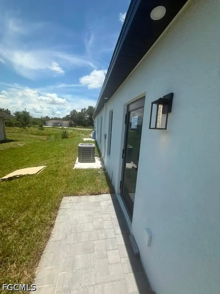 4733-4735 24th Street SW Lehigh Acres FL 33973