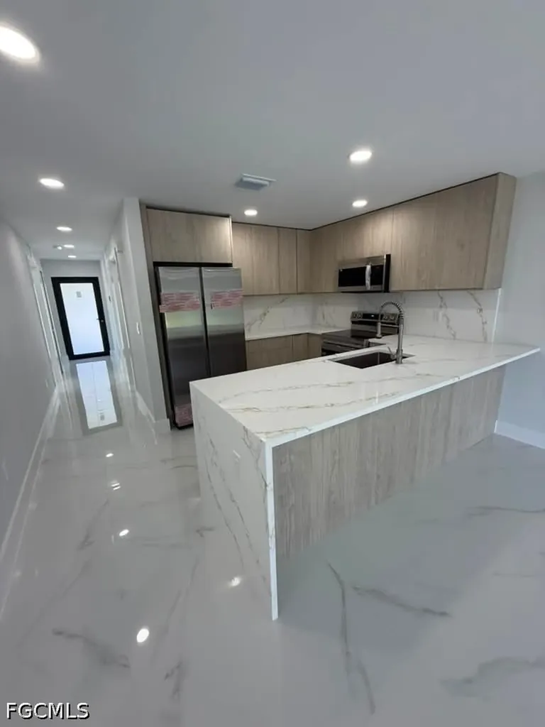 4733-4735 24th Street SW Lehigh Acres FL 33973
