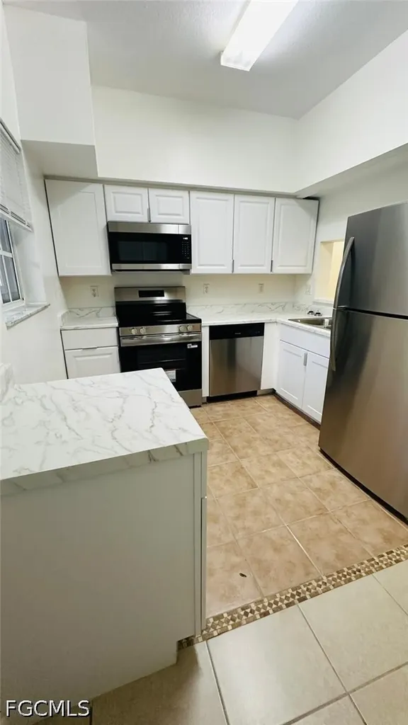 8484 Bernwood Cove Loop Fort Myers FL 33966