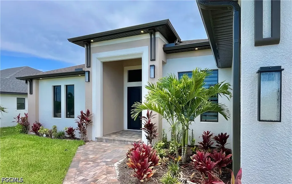2341 NW 38th Place Cape Coral FL 33993
