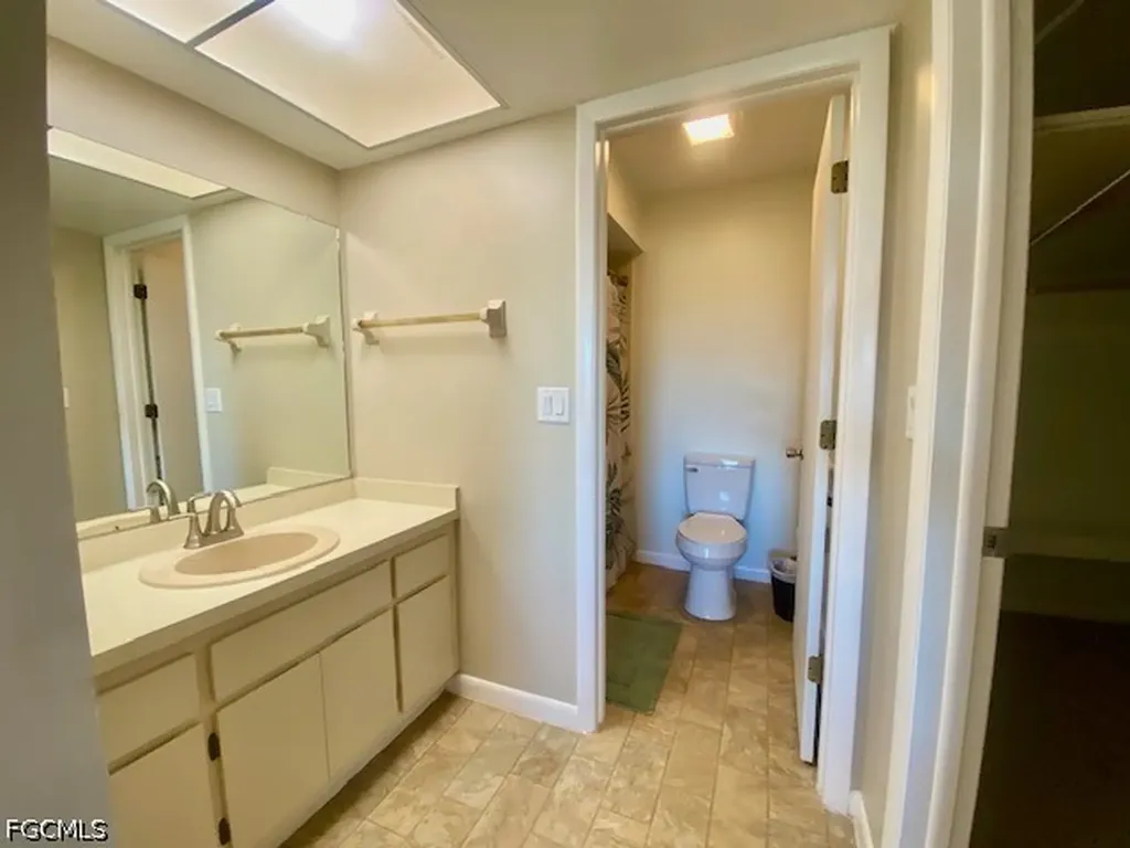 15390 Moonraker Court North Fort Myers FL 33917