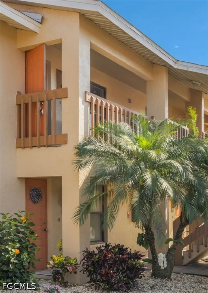 15390 Moonraker Court North Fort Myers FL 33917