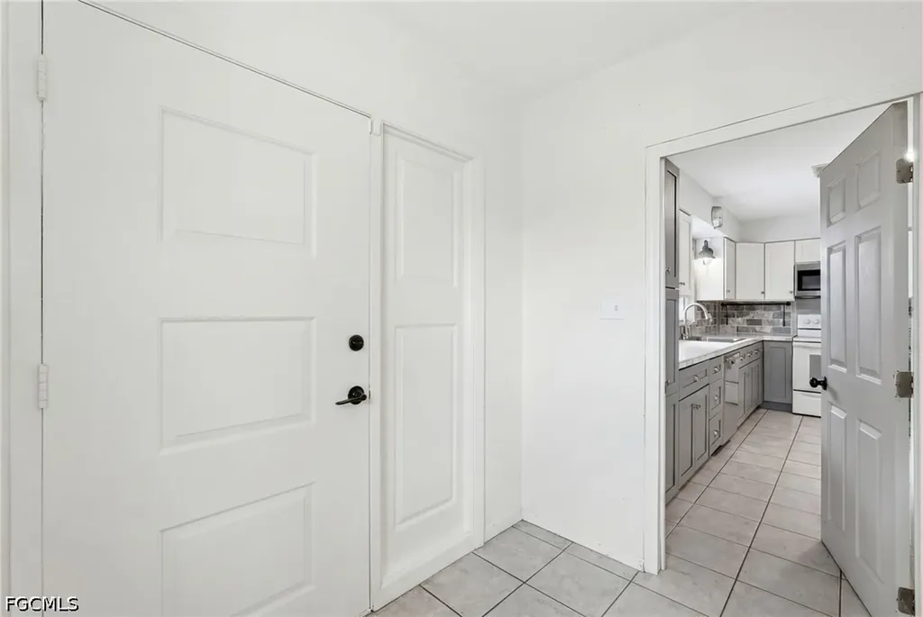 4430 Orange Grove Boulevard North Fort Myers FL 33903