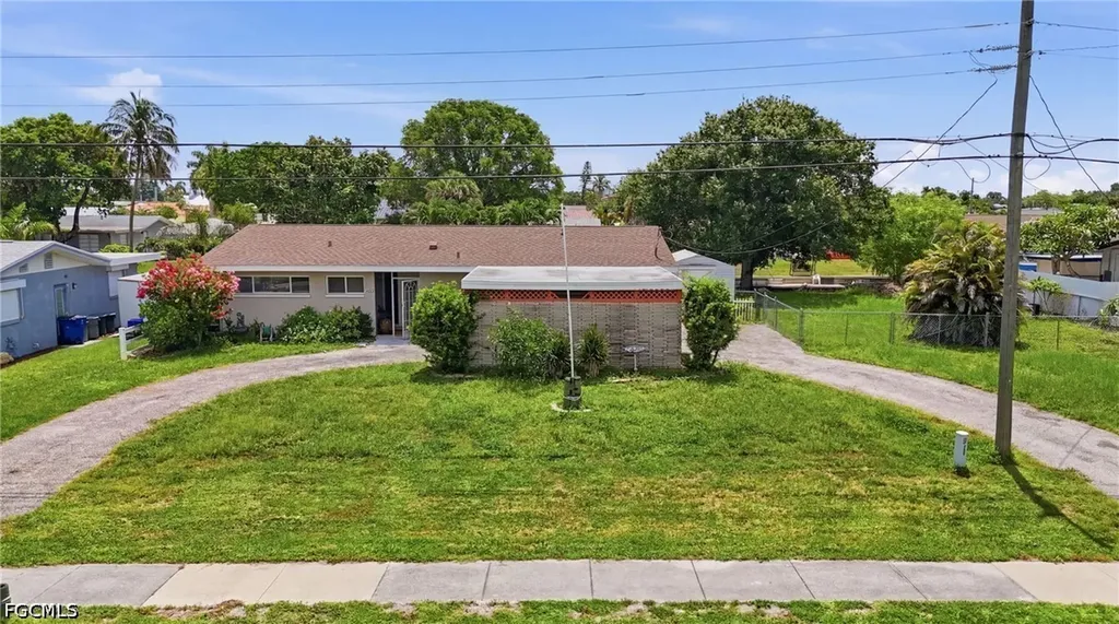 4430 Orange Grove Boulevard North Fort Myers FL 33903