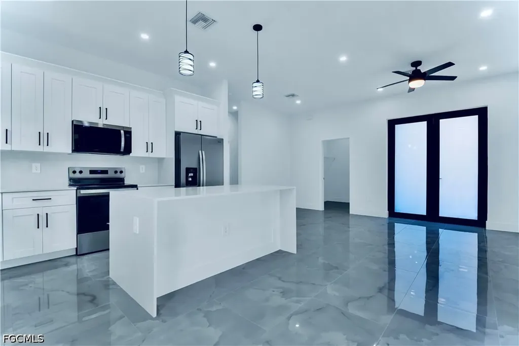 2700 Rena Lane Lehigh Acres FL 33971