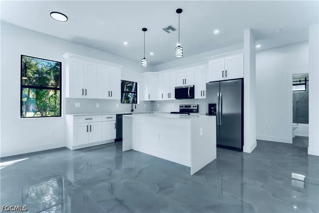 2700 Rena Lane Lehigh Acres FL 33971