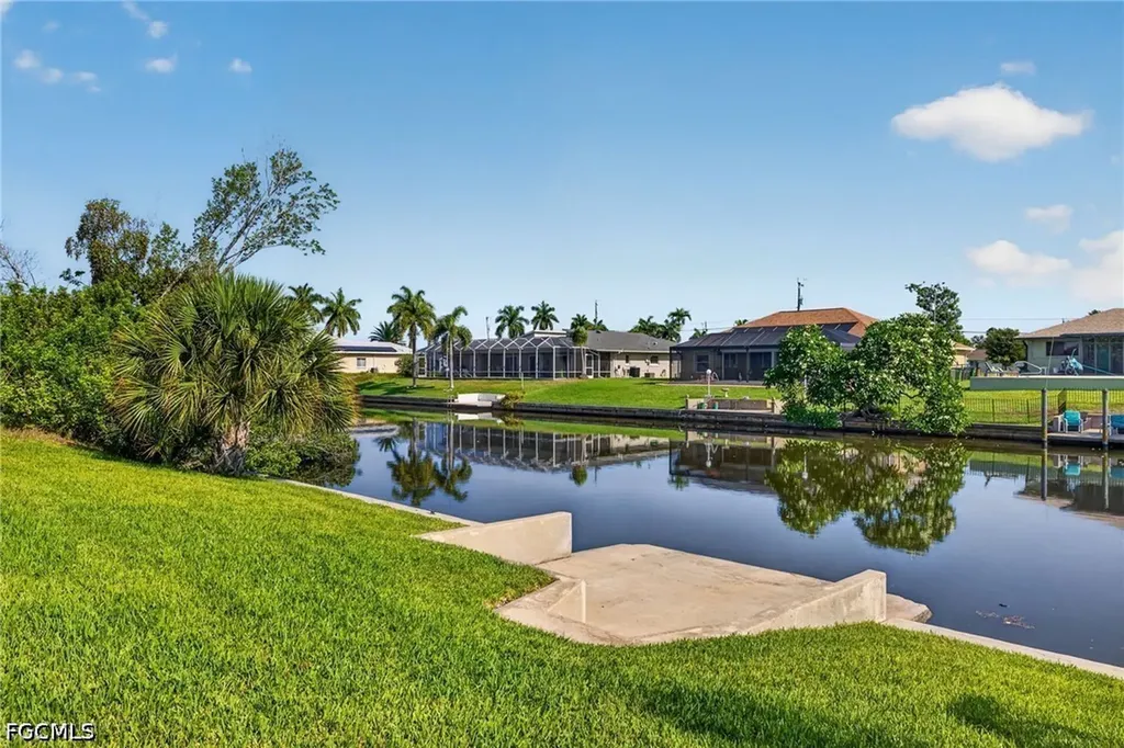 131 SW 35th Terrace Cape Coral FL 33914