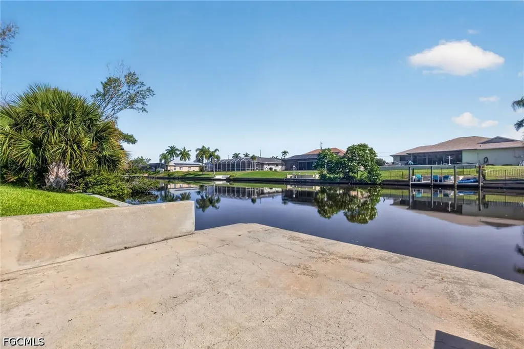 131 SW 35th Terrace Cape Coral FL 33914