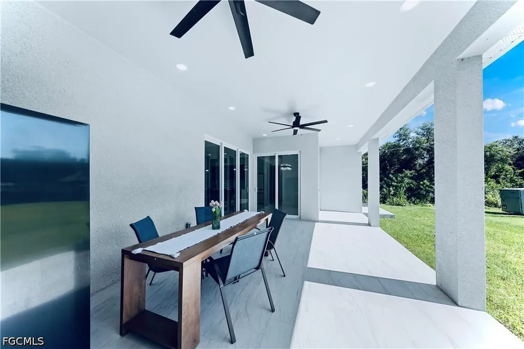520 Cortez Avenue Lehigh Acres FL 33972