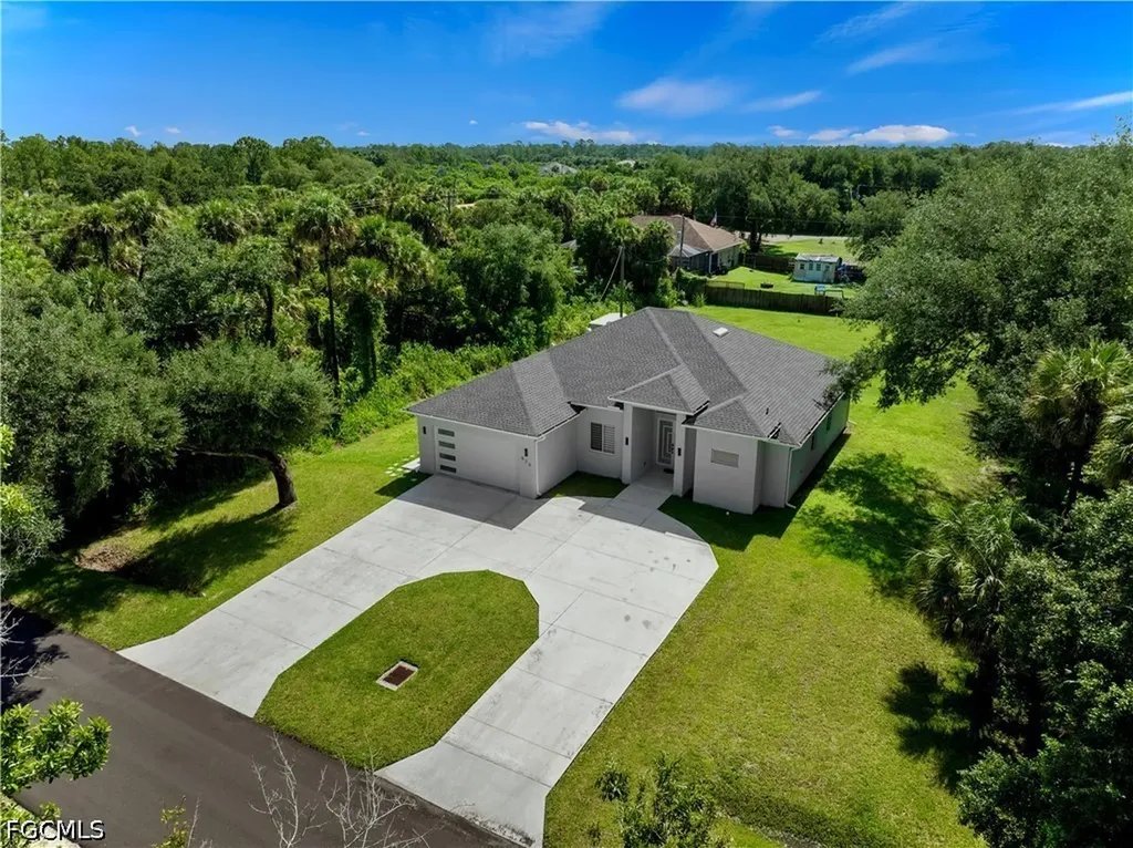 520 Cortez Avenue Lehigh Acres FL 33972