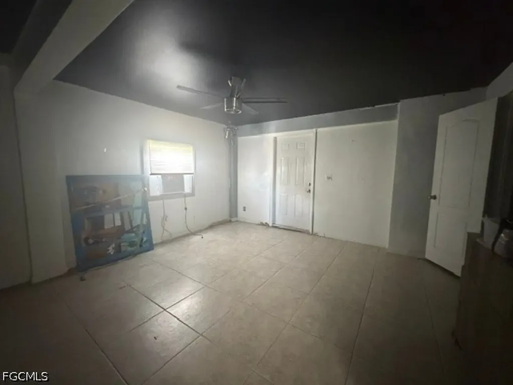 8096 Albatross Road Fort Myers FL 33967