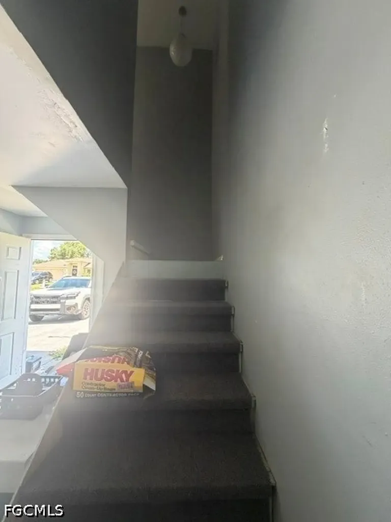 8096 Albatross Road Fort Myers FL 33967