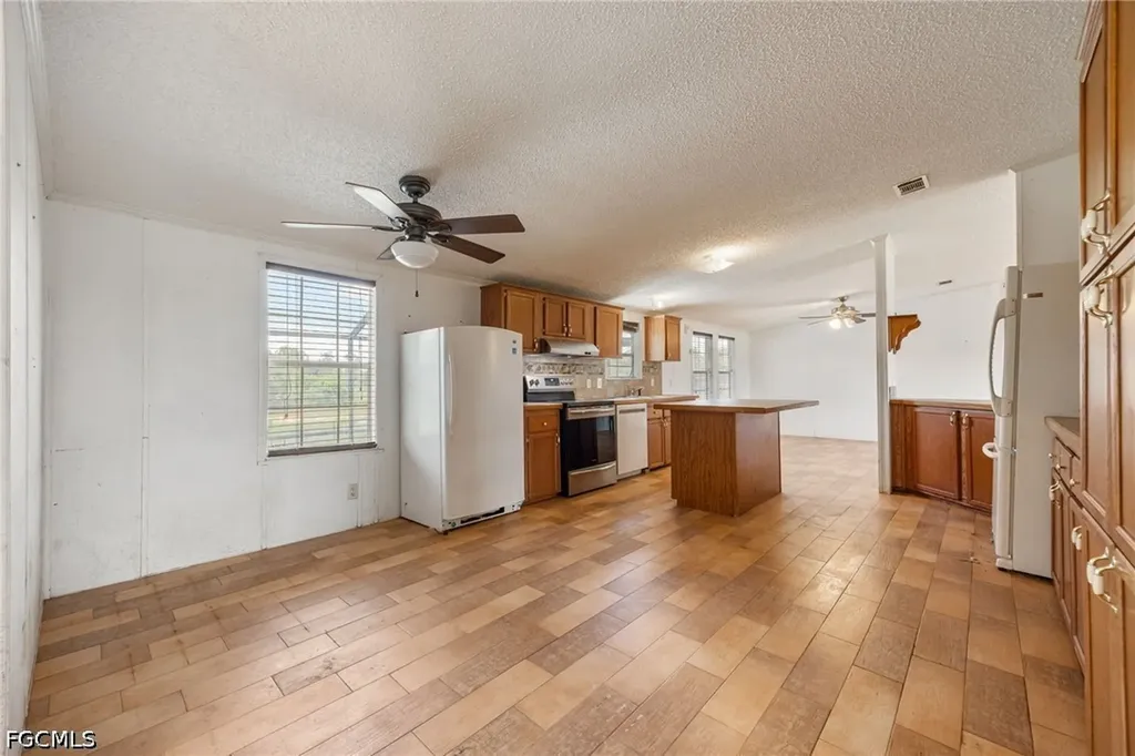 10550 Sharon Drive North Fort Myers FL 33917