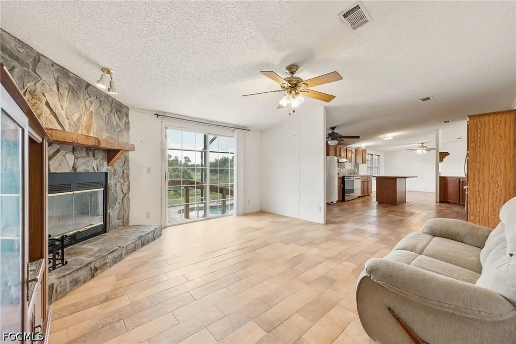 10550 Sharon Drive North Fort Myers FL 33917
