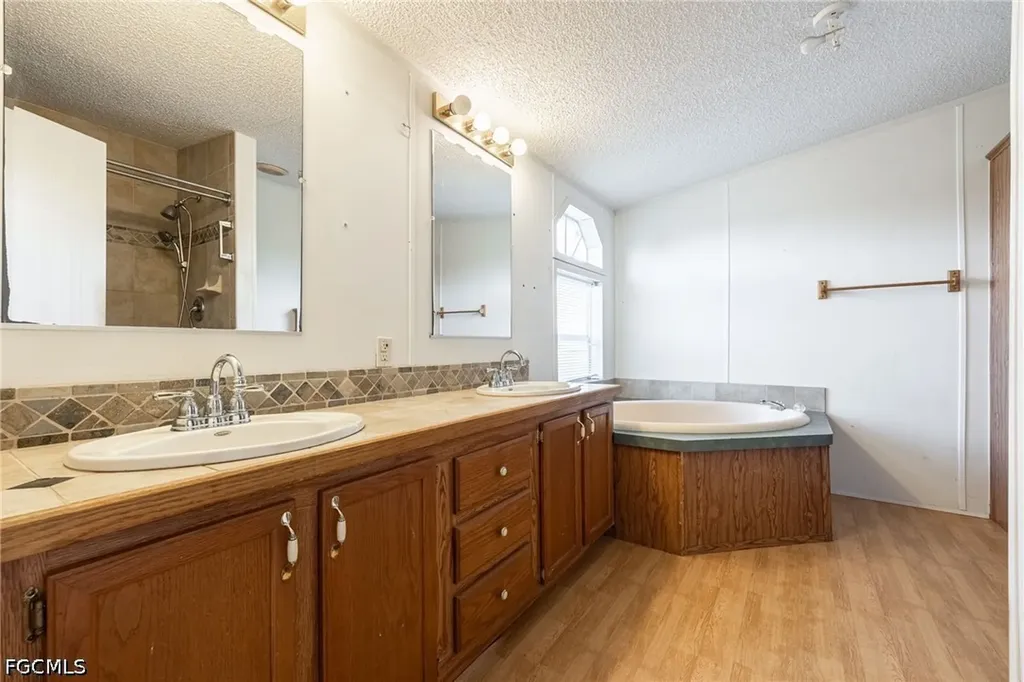 10550 Sharon Drive North Fort Myers FL 33917