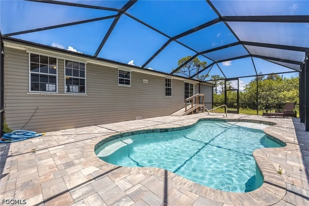 10550 Sharon Drive North Fort Myers FL 33917