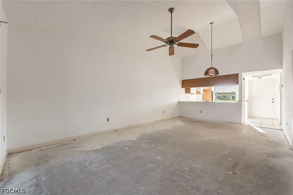3742 SW 8th Court Cape Coral FL 33914