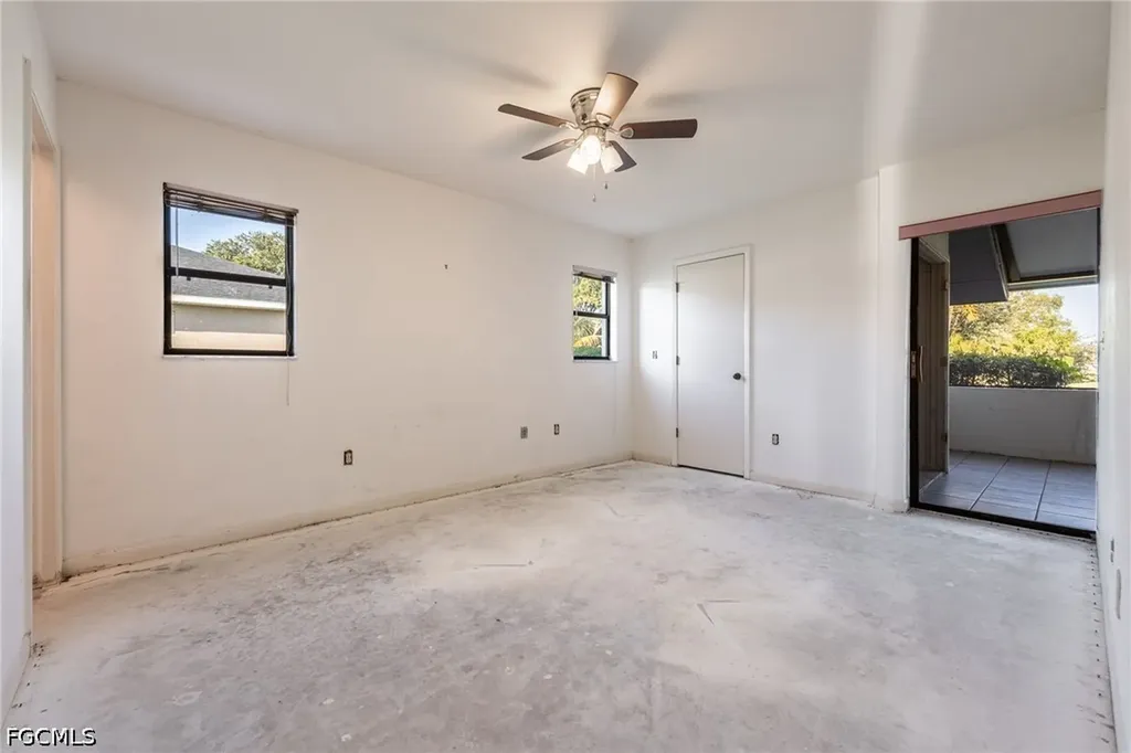 3742 SW 8th Court Cape Coral FL 33914