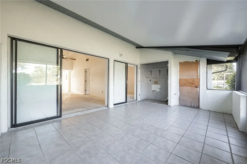 3742 SW 8th Court Cape Coral FL 33914
