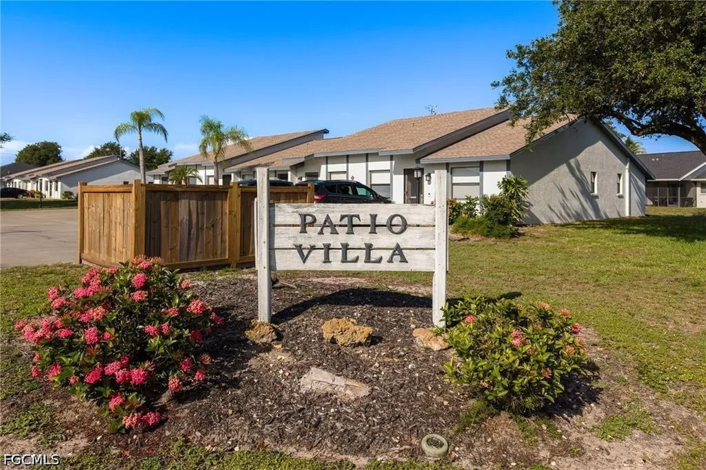 3742 SW 8th Court Cape Coral FL 33914