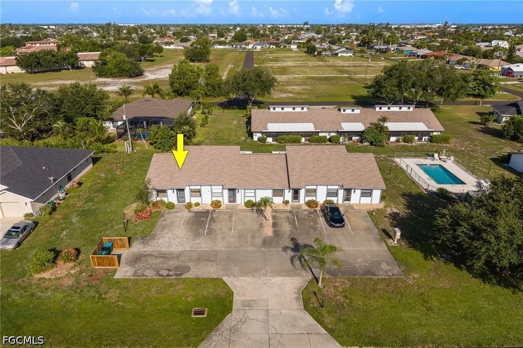 3742 SW 8th Court Cape Coral FL 33914