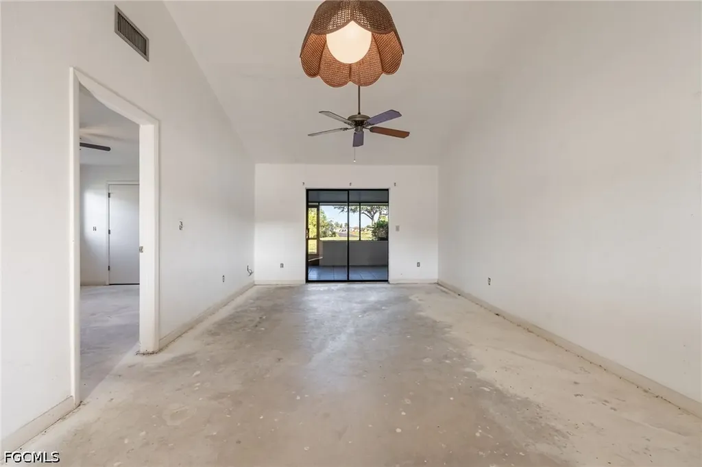 3742 SW 8th Court Cape Coral FL 33914