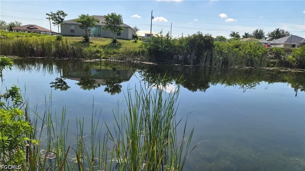 1809 NW 7th Avenue Cape Coral FL 33993