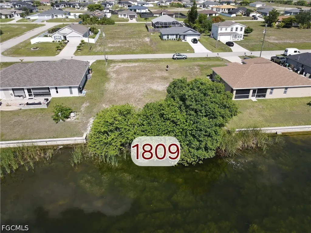 1809 NW 7th Avenue Cape Coral FL 33993