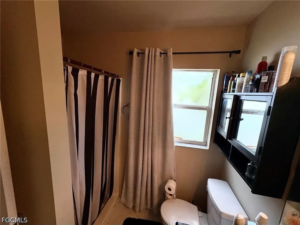 1326 NE 1st Avenue Cape Coral FL 33909