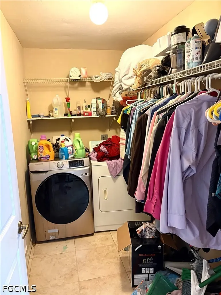 1326 NE 1st Avenue Cape Coral FL 33909