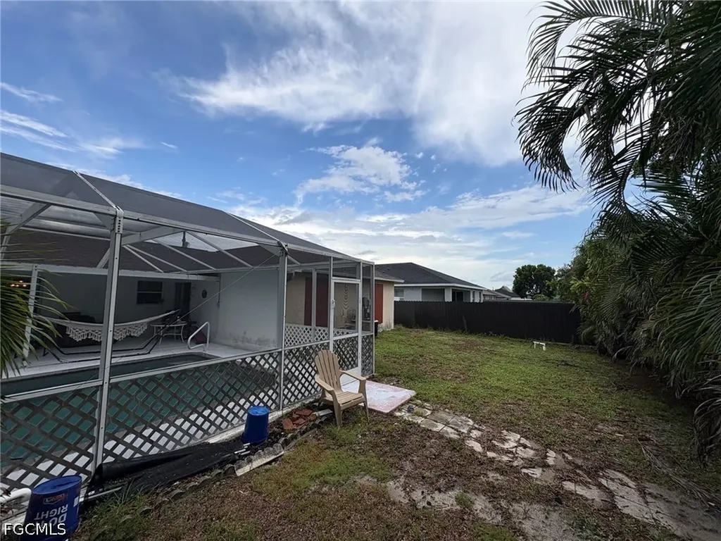 1326 NE 1st Avenue Cape Coral FL 33909