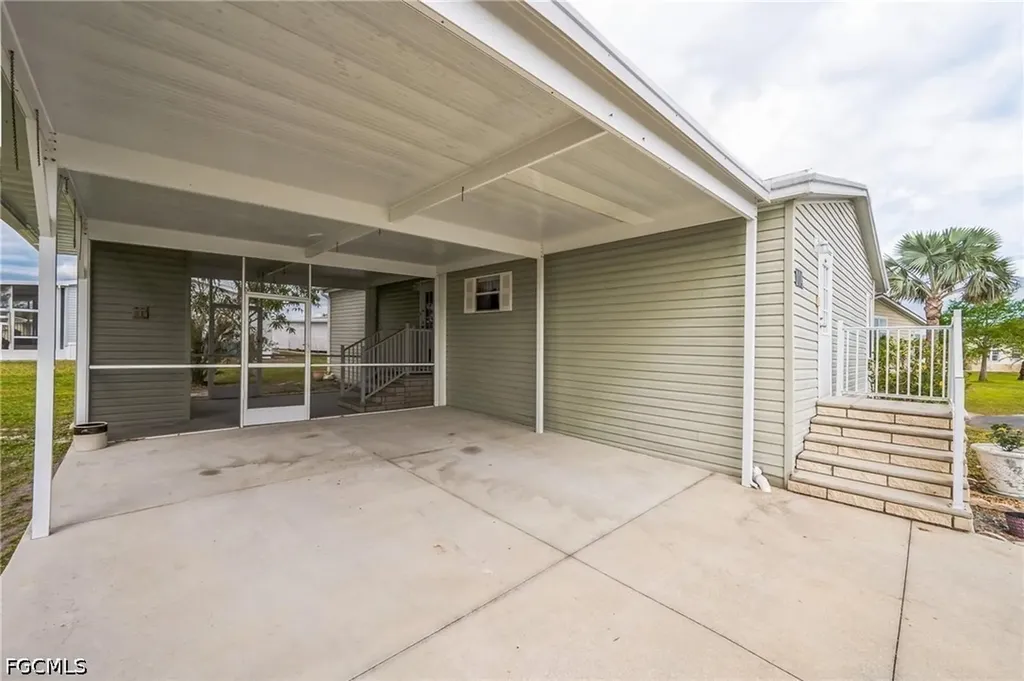 1000 Kings Highway Punta Gorda FL 33980