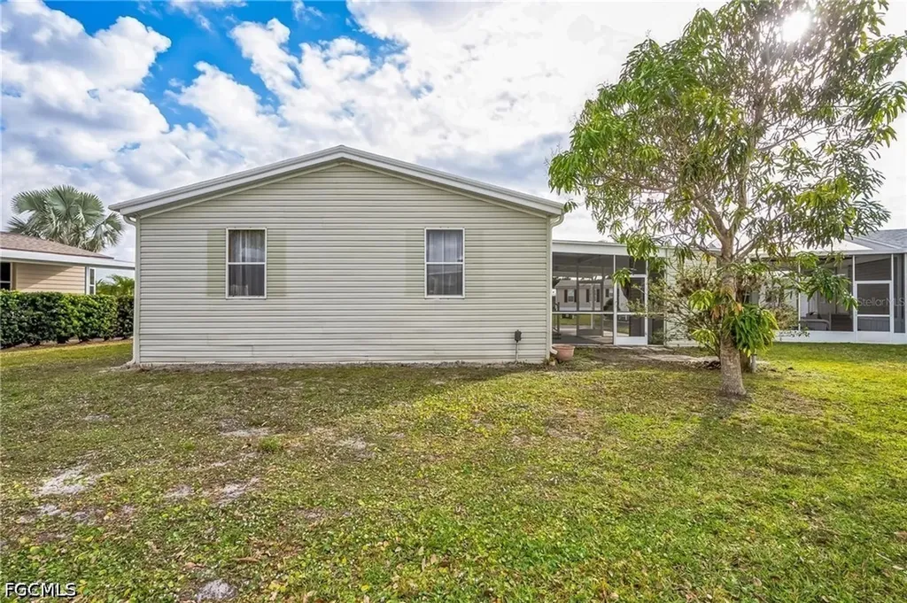 1000 Kings Highway Punta Gorda FL 33980