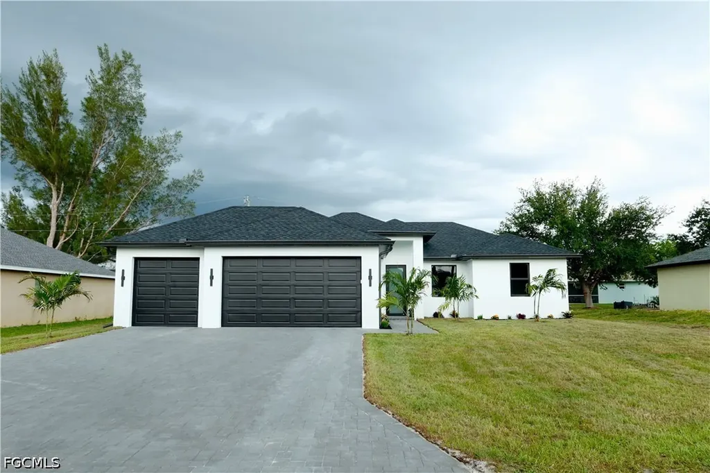 3023 SW 15th Avenue Cape Coral FL 33914