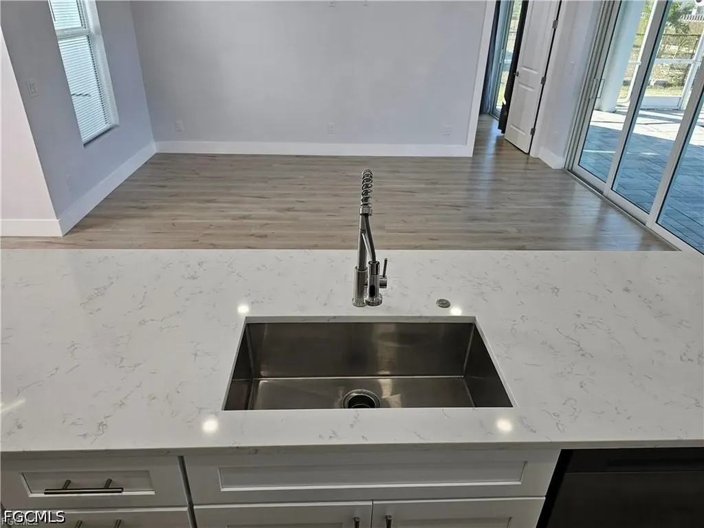 1425 NW 1st Street Cape Coral FL 33993