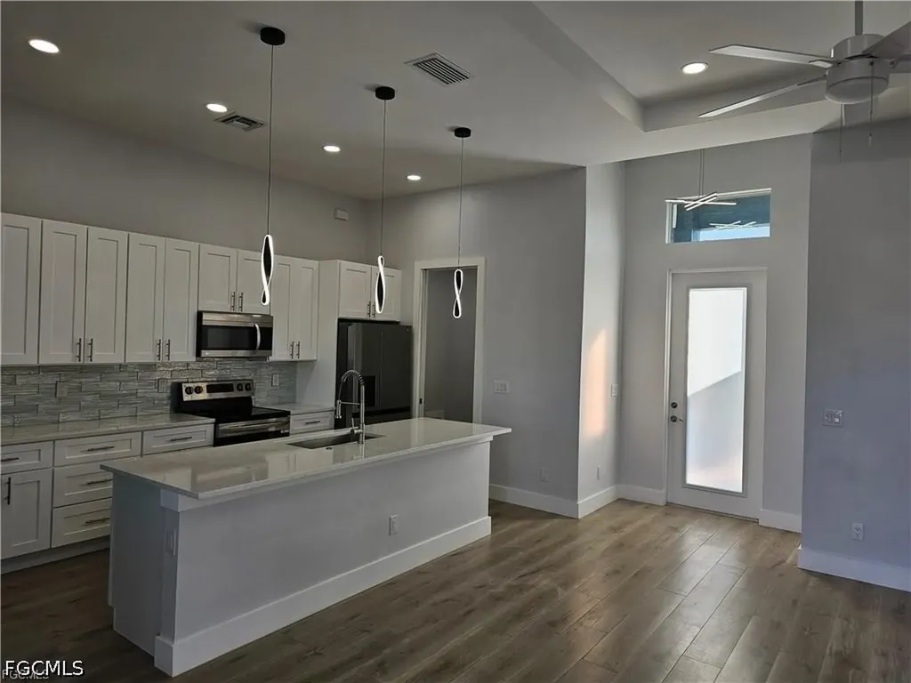 1425 NW 1st Street Cape Coral FL 33993