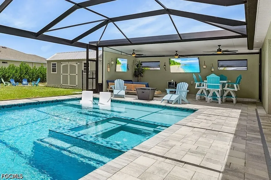 1207 NW 4th Street Cape Coral FL 33993
