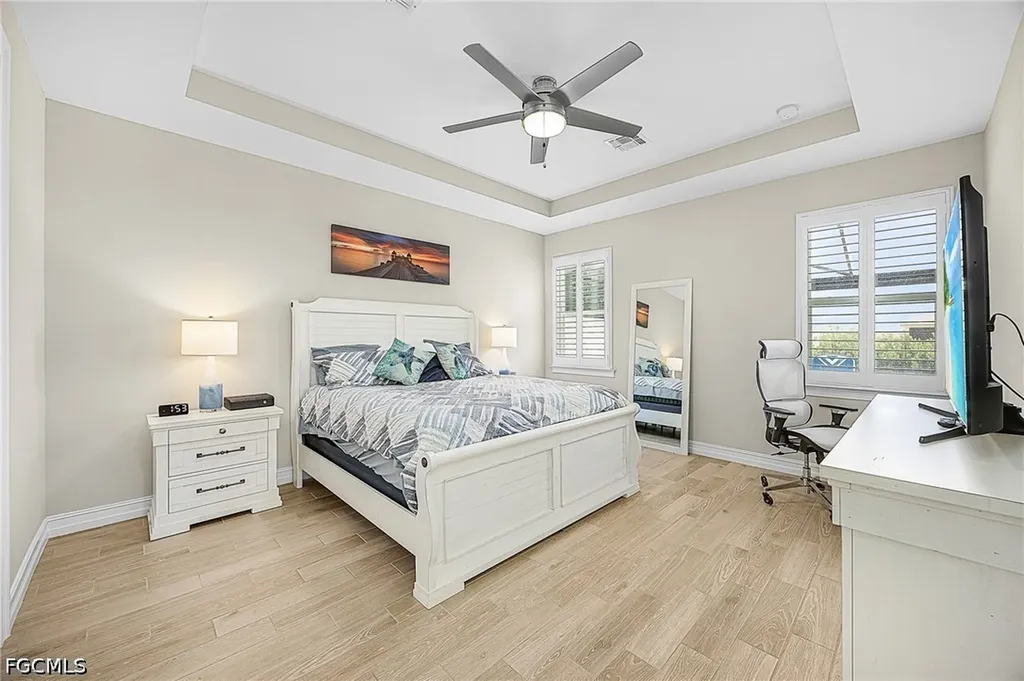 1207 NW 4th Street Cape Coral FL 33993