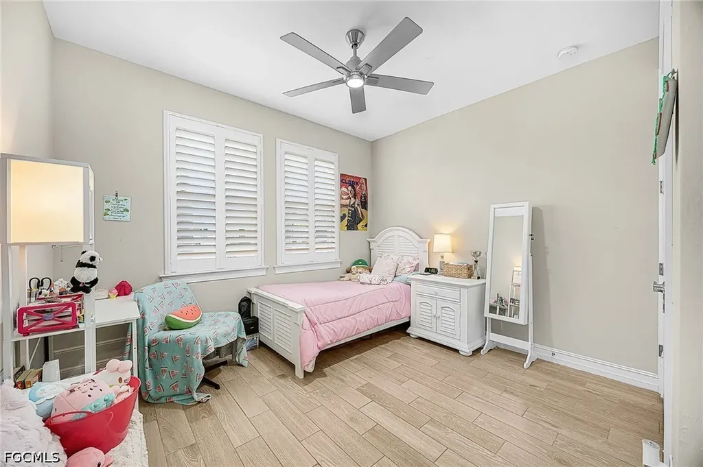 1207 NW 4th Street Cape Coral FL 33993