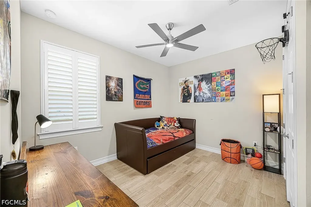 1207 NW 4th Street Cape Coral FL 33993