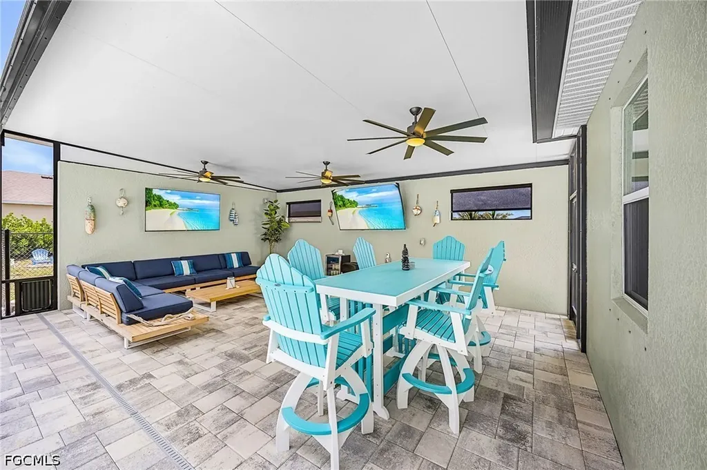 1207 NW 4th Street Cape Coral FL 33993