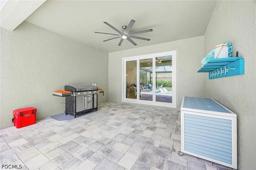 1207 NW 4th Street Cape Coral FL 33993