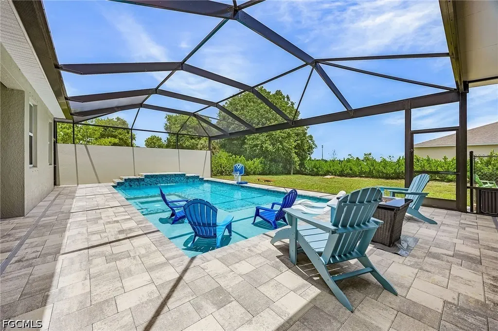 1207 NW 4th Street Cape Coral FL 33993