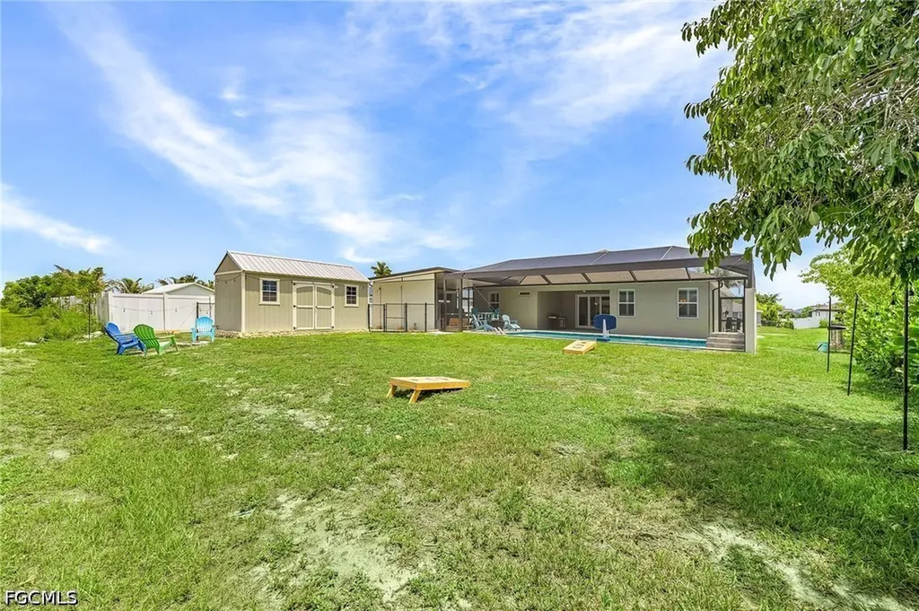 1207 NW 4th Street Cape Coral FL 33993