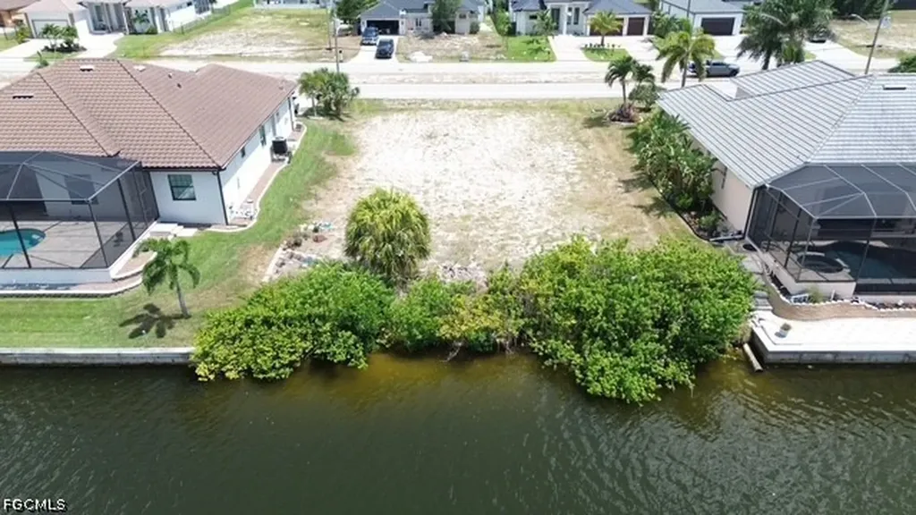 3621 Ceitus Parkway Cape Coral FL 33991