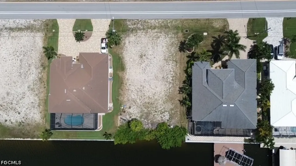 3621 Ceitus Parkway Cape Coral FL 33991