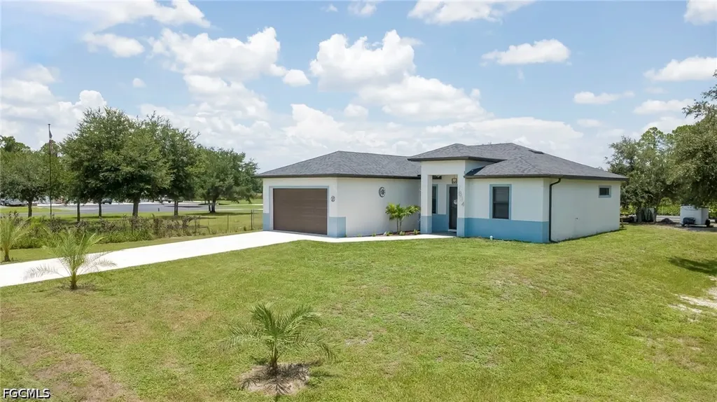 7834 14th Place Labelle FL 33935