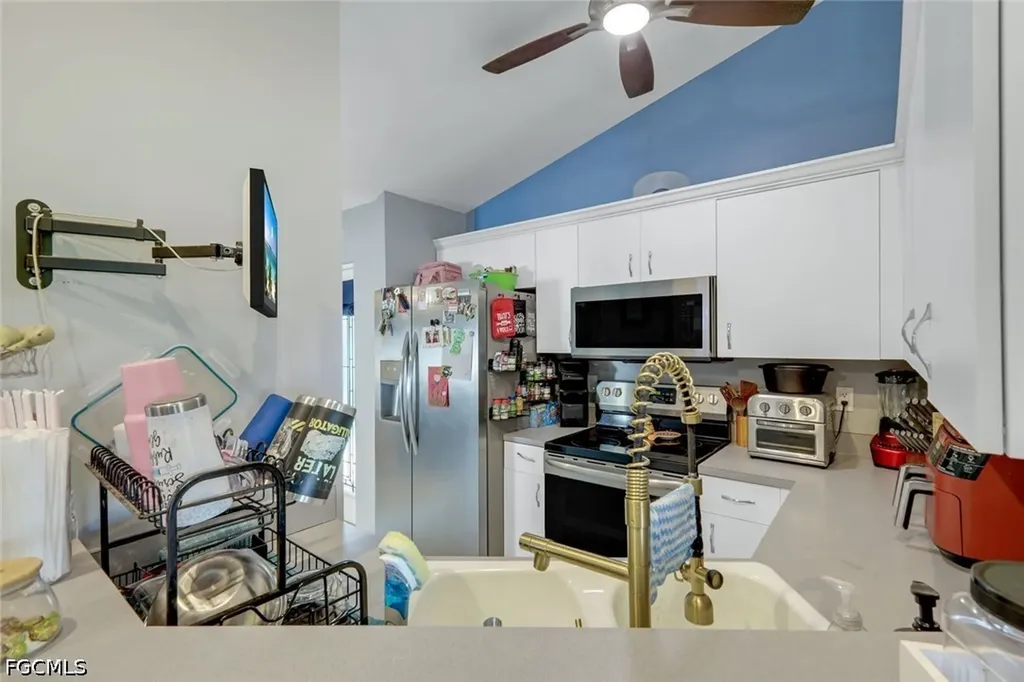 1923 SW 26th Terrace Cape Coral FL 33914