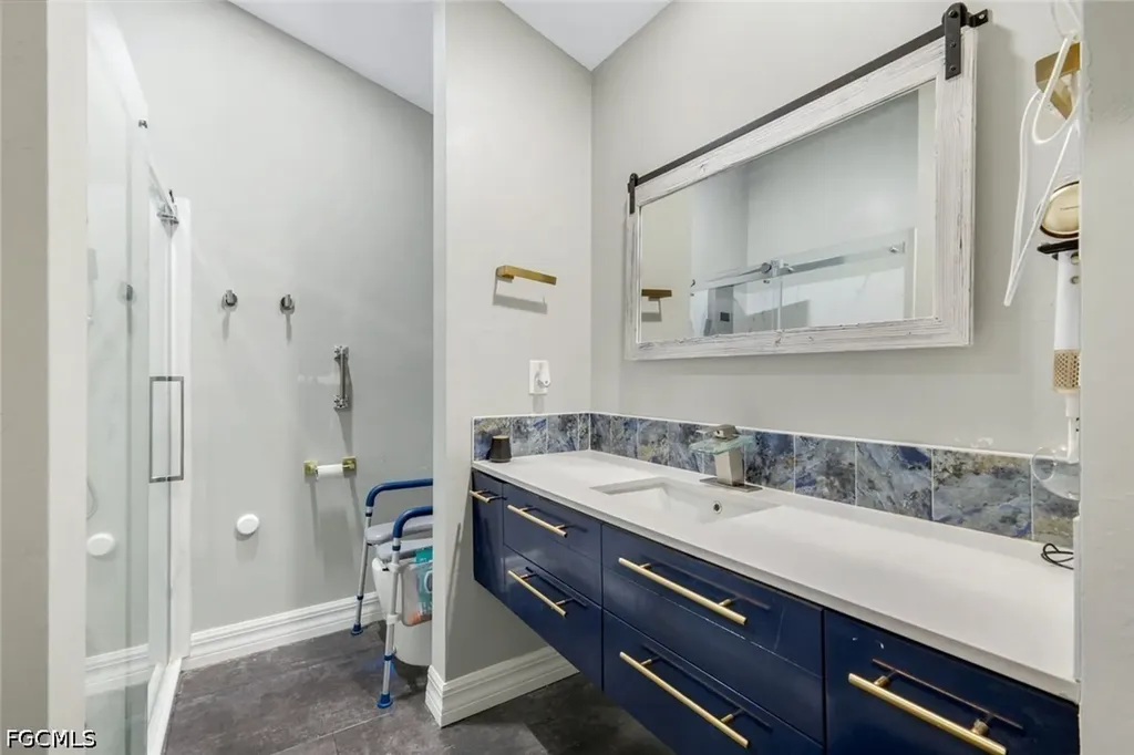 1923 SW 26th Terrace Cape Coral FL 33914
