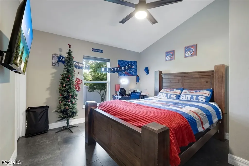 1923 SW 26th Terrace Cape Coral FL 33914